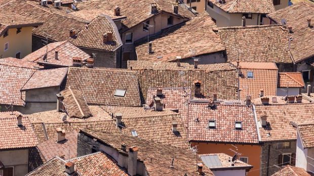 Homes with Shingle Roofs